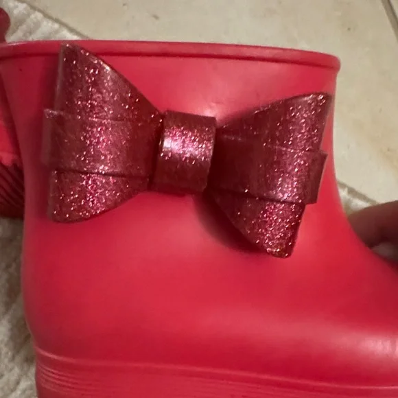 Mini Melissa Red Kids Boots with Glitter Bow 7/8 - Picture 3 of 5
